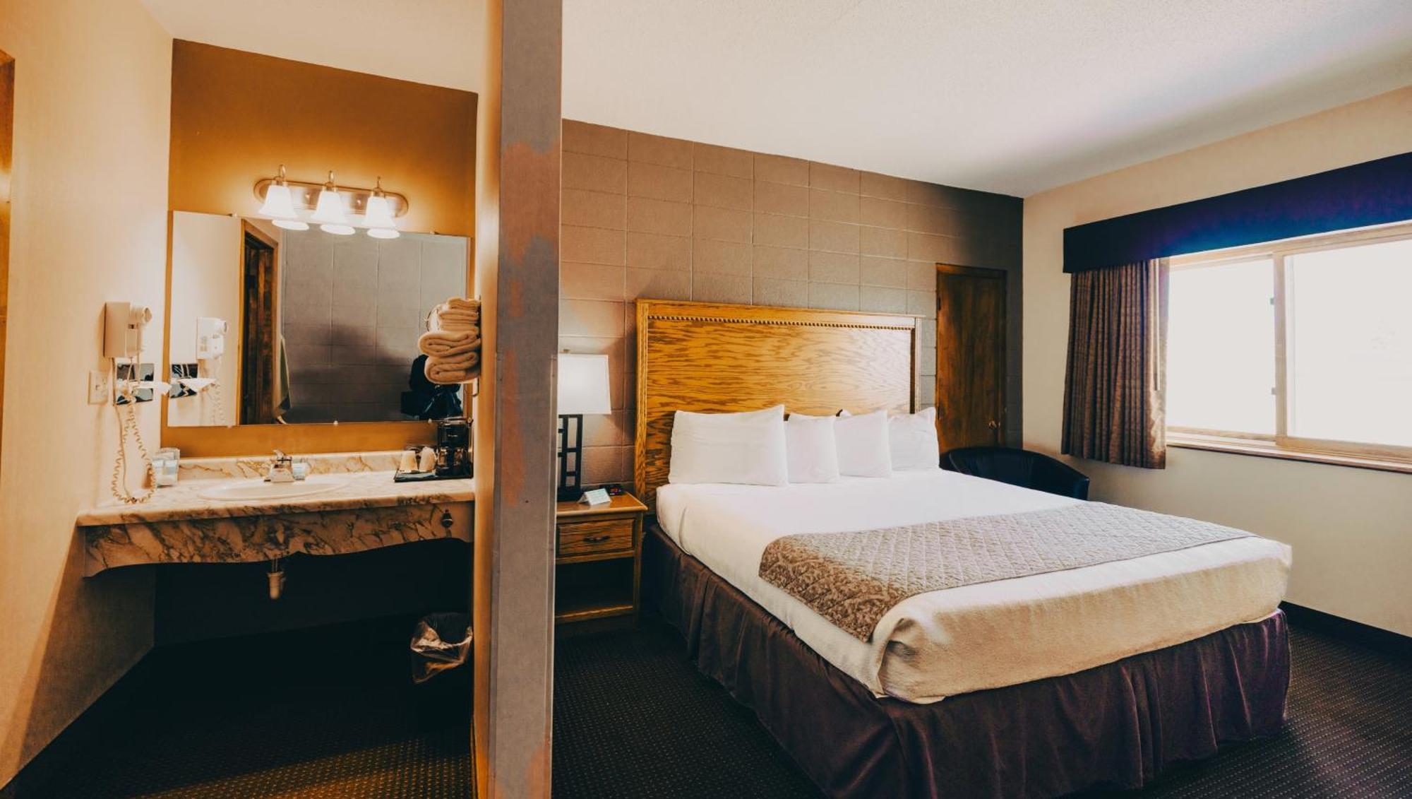 Wrangler Inn Mobridge Extérieur photo