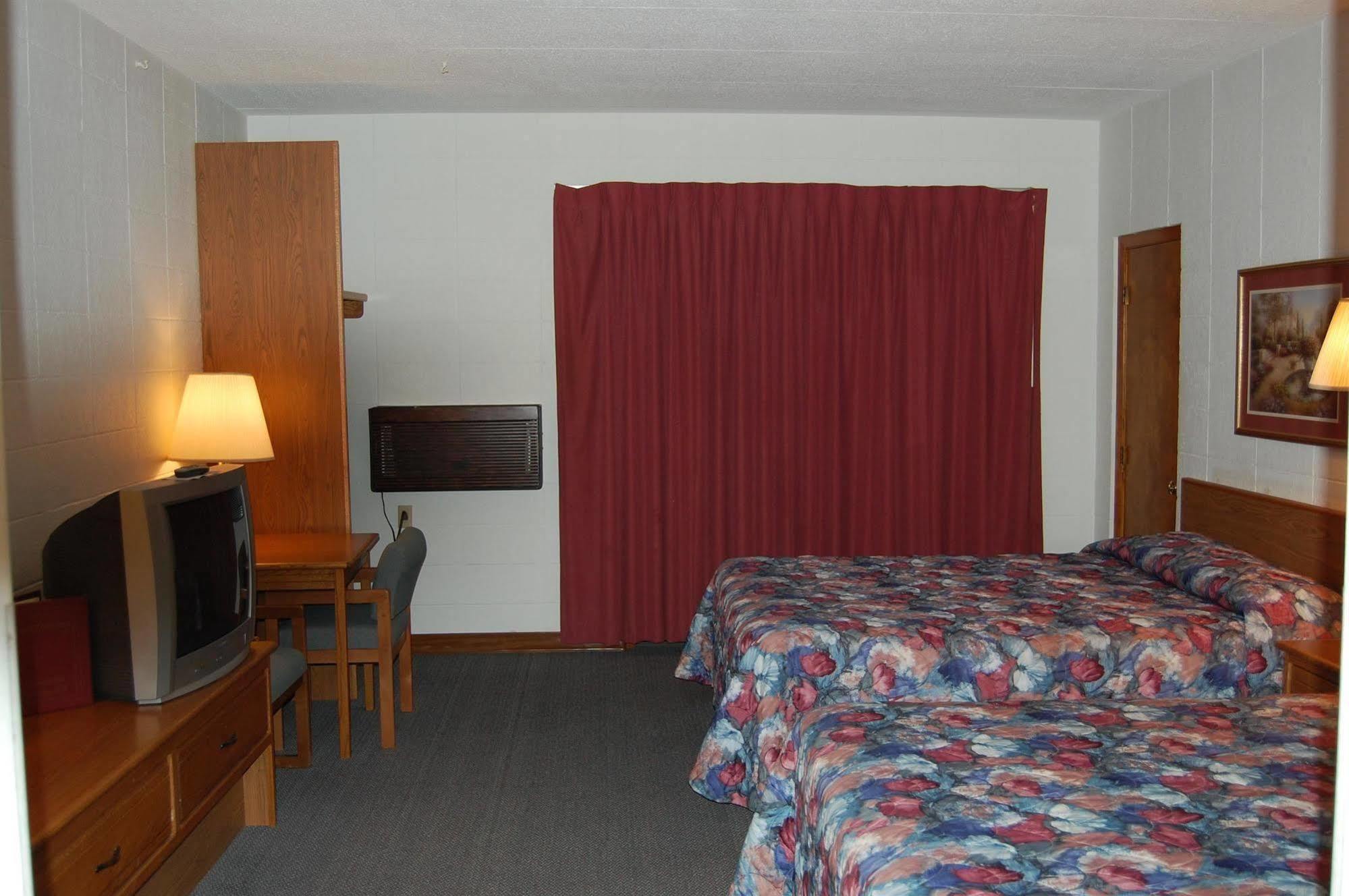 Wrangler Inn Mobridge Extérieur photo